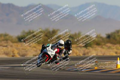 media/Dec-09-2023-SoCal Trackdays (Sat) [[76a8ac2686]]/Turn 15 Set 1 (230pm)/